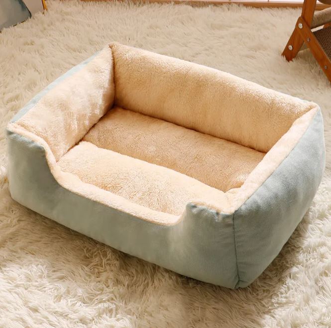 Warm & Cozy Plush Cat Bed – Thermal Insulated, Non-Slip, Machine Washable Pet Bed
