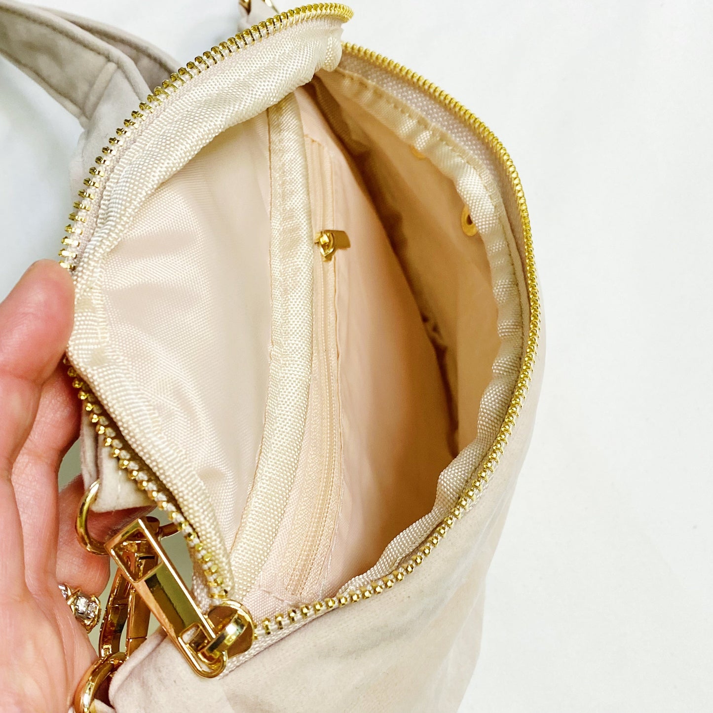Convertible Fringe Sling Bag – Detachable Fringe Crossbody Purse with Adjustable Strap