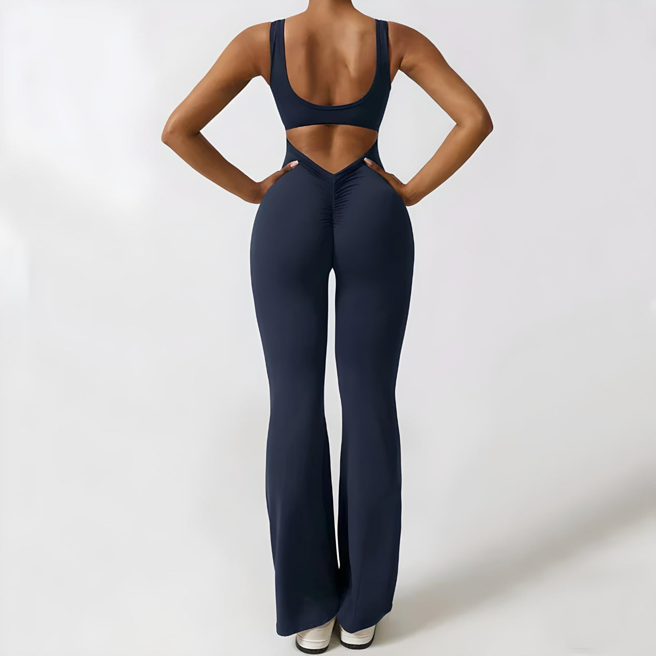 Women's Flared Leg Jumpsuit – Fitted Bodice, Adjustable Straps, Elegant One-Piece Outfit